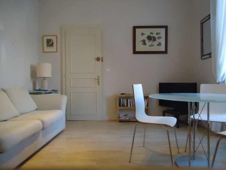 Creatice Apartments To Rent In Sarlat France for Living room